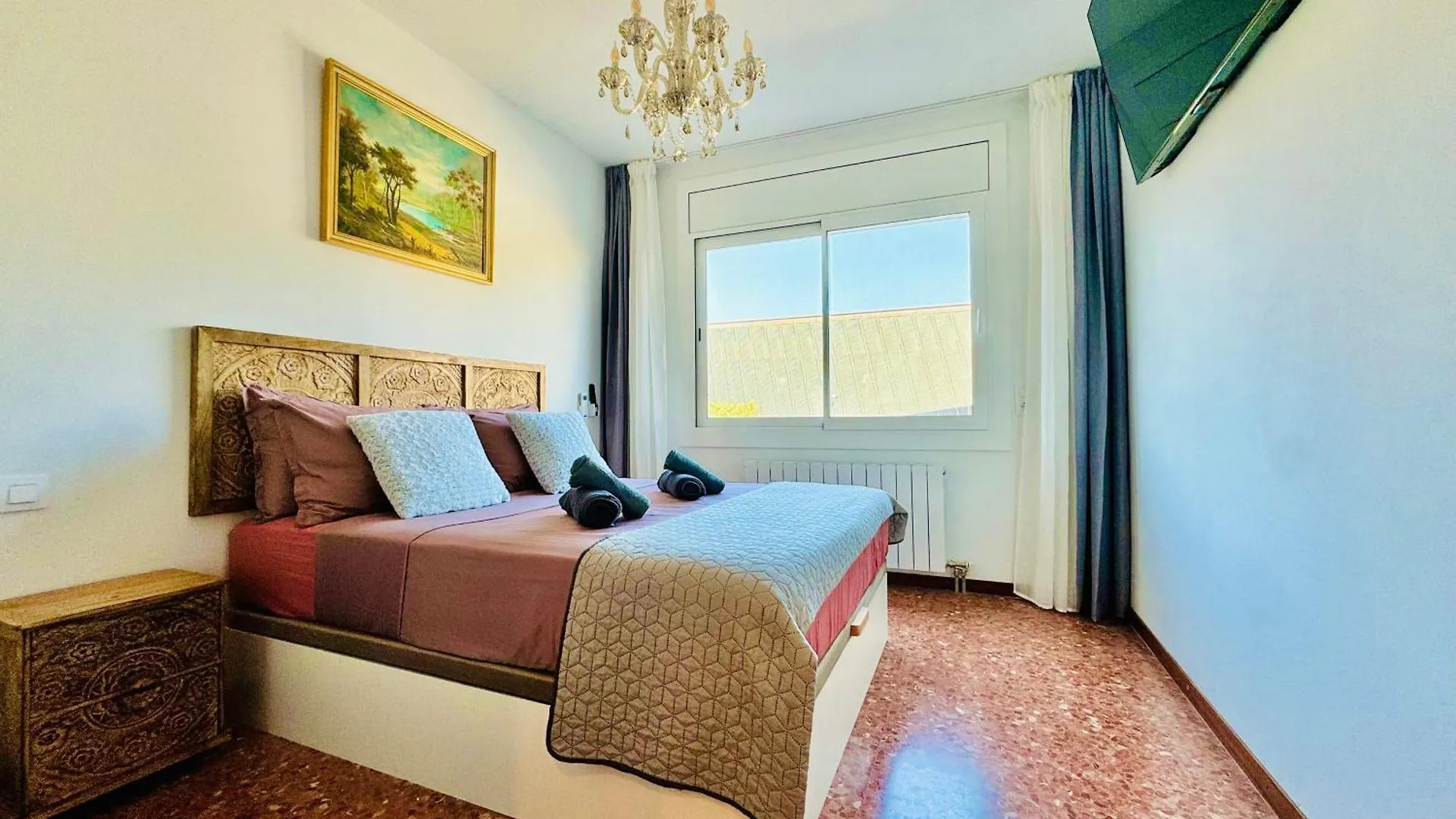 Apartment Newly Renovated Apartment, 6 Mins To The Beach Lloret de Mar Spain